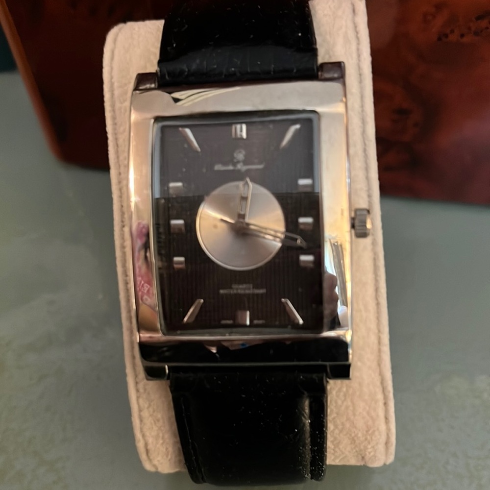 Mens watch